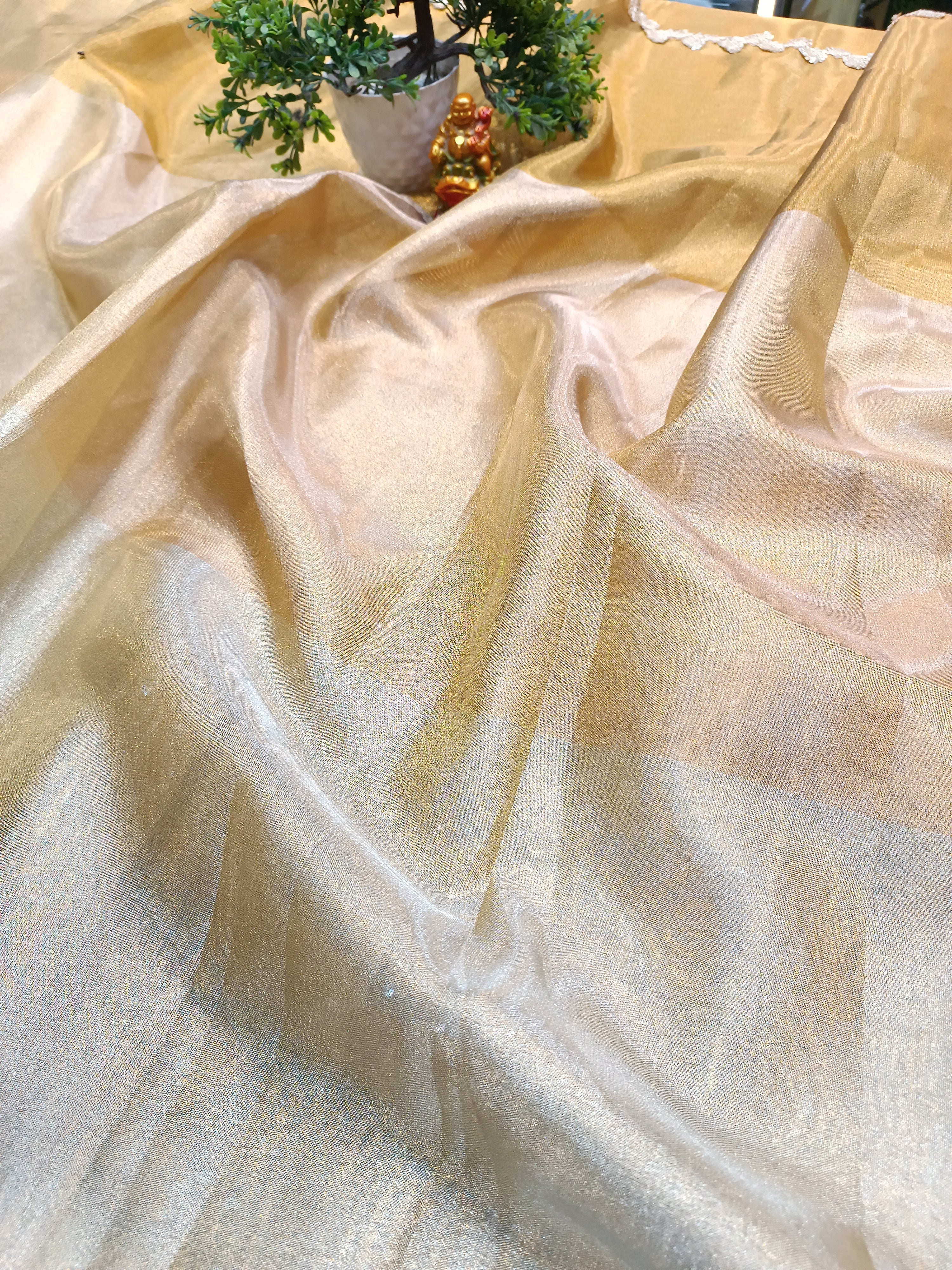 Golden Zari Tissue Silk Saree | Handwoven Banarasi Saree from Varanasi