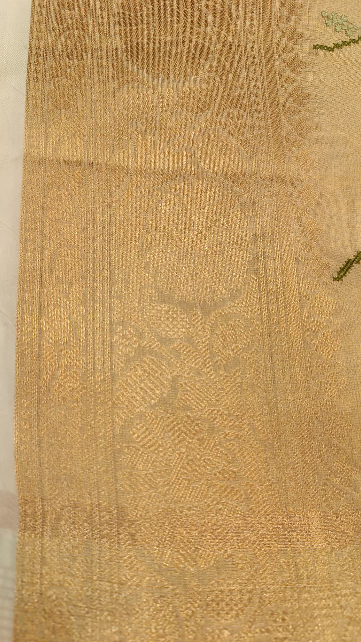 Indira 2.0 Kota Tissue Saree | Fine Flower Embroidery Work — Manglam Banaras Varanasi