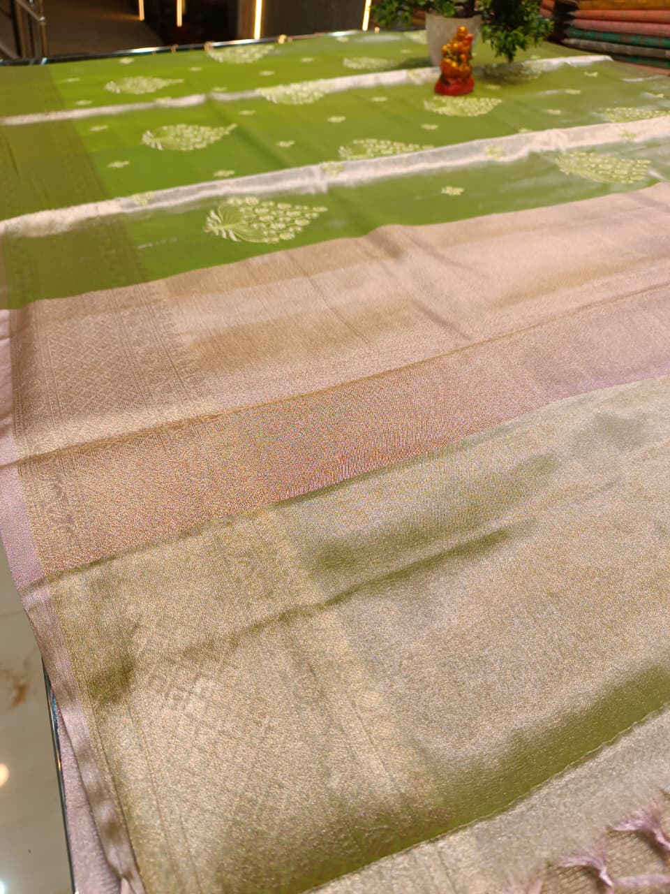 Green Tissue Silk Saree | All Over Shankh Embroidery Sunshade Pattern — Manglam Banaras
