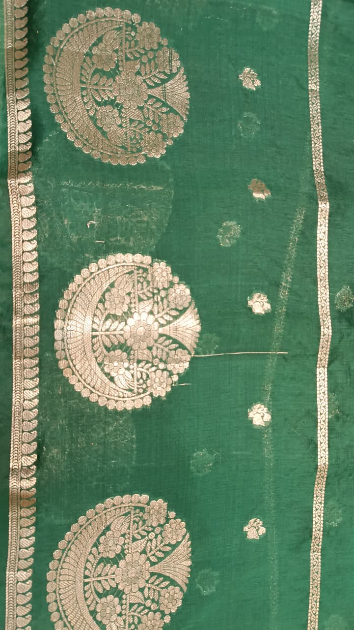 Green Mango Silk Saree with Zari Weaving | Manglam Banaras Varanasi