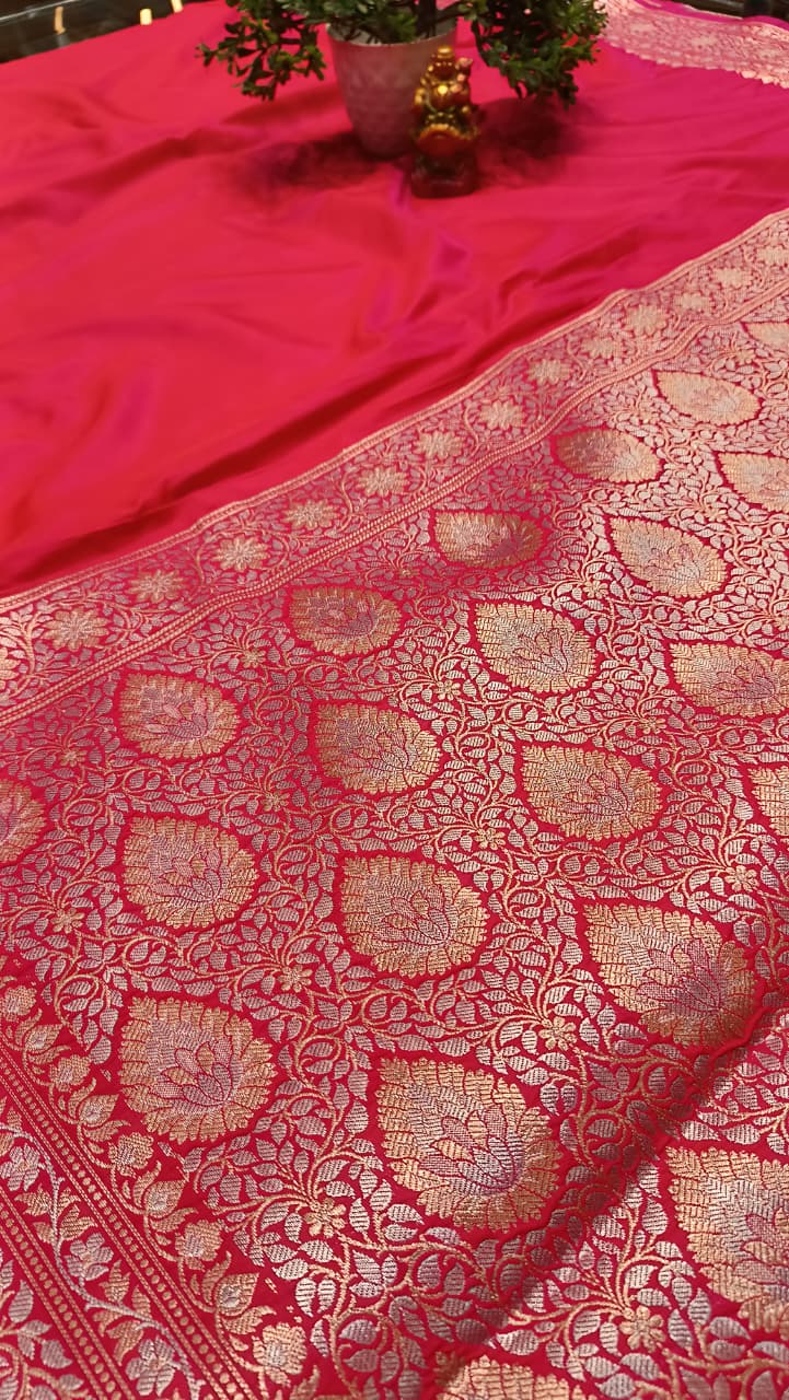 Red Banarasi Silk Saree | Golden Silver Zari with Heavy Blouse Work — Manglam Banaras
